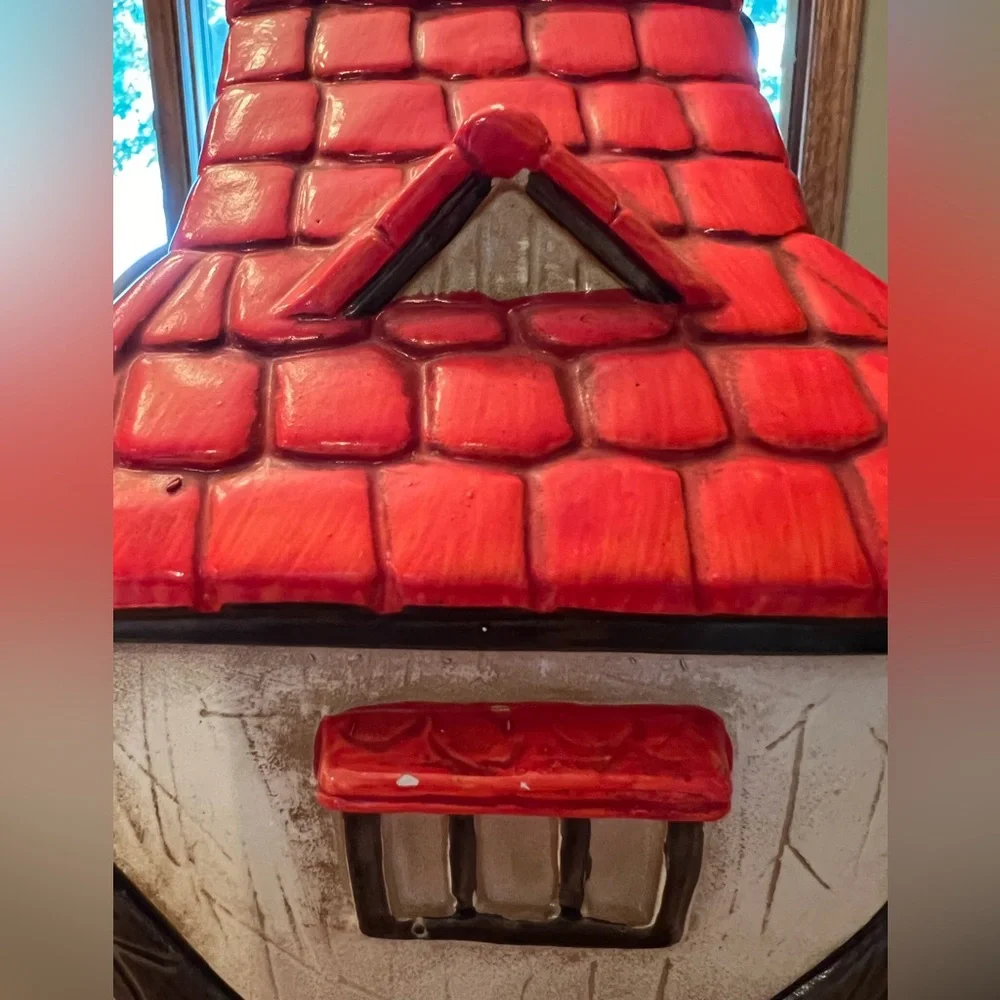 Vintage Cottage Home Cookie Jar